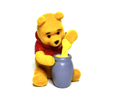Disney Winnie the Pooh Mini Figur - Winnie sitzend mit einem Topf Honig, 1 Stück, 5 cm