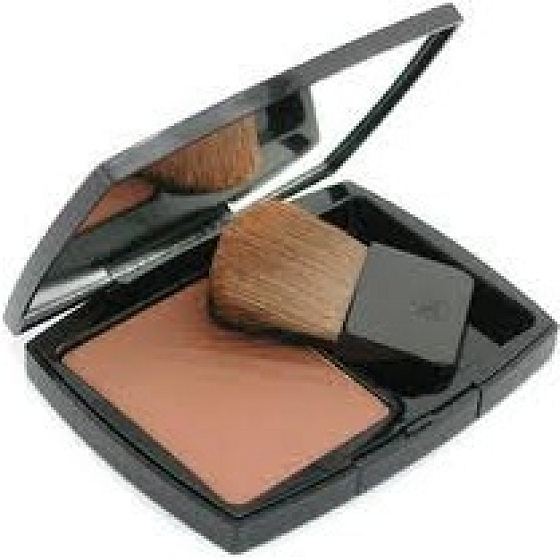 Chanel Soleil Tan De Chanel Feuchtigkeitspuder aus Bronze 61 Désert Coral 11 g