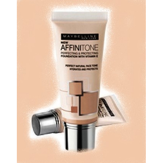 Maybelline Affinitone Makeup 03 Hell Sandbeige 30 ml