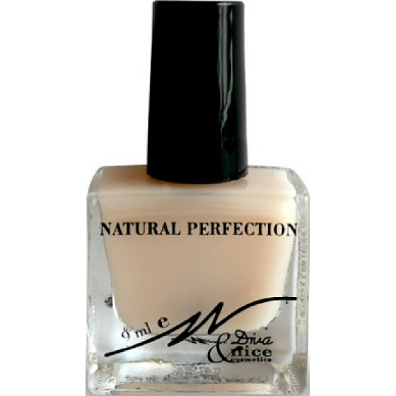 Diva & Nice Natural Perfection revitalisierende Nagelpflege 9 ml