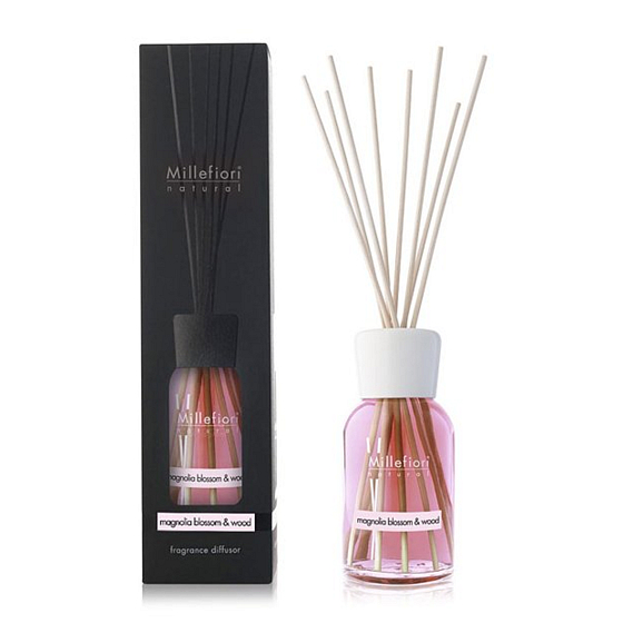 Millefiori Milano Natürliche Magnolienblüte & Holz - Magnolienblüten und Holzdiffusor 100 ml + 7 Stängel in einer Länge von 25 cm für kleinere Räume dauert 5-6 Wochen