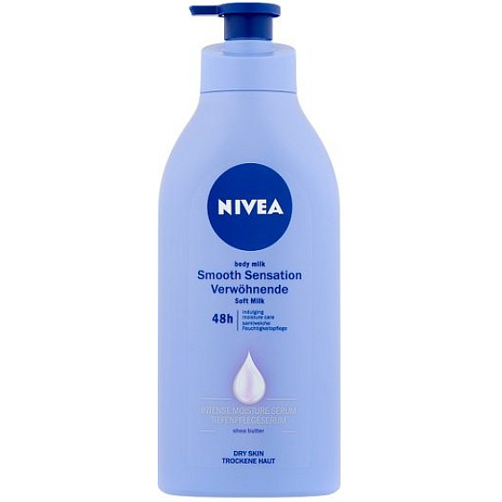 Nivea Smooth Sensation cremige Körperlotion für trockene Haut mit einer 625 ml Pumpe