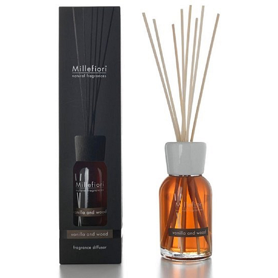 Millefiori Milano Natural Vanilla & Wood - Vanille- und Holzdiffusor 500 ml + 12 Stiele mit einer Länge von 35 cm für große Räume halten 6-7 Monate