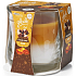 Glade by Brise 2in1 Duftkerze mit warmem Gewürz und Bernstein in Glas, Brenndauer bis zu 30 Stunden 135 g