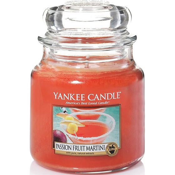 Yankee Candle Passionsfrucht Martini - Tropischer Cocktail mit Martini-Duftkerze Klassisches mittleres Glas 411 g