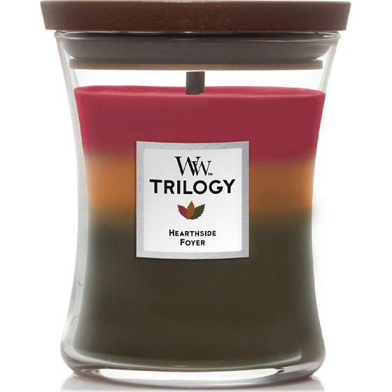 WoodWick Trilogy Hearthside Foyer - Sitting by the fireplace Duftkerze mit Holzdocht und Deckelglas medium 275 g
