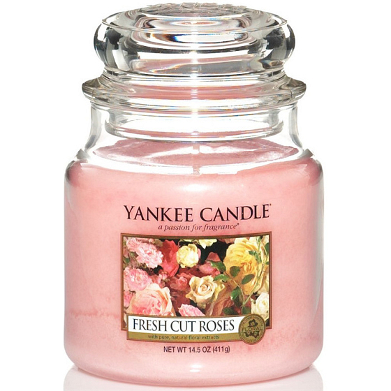 Yankee Candle Fresh Cut Roses - Duftkerze mit frisch geschnittenen Rosen Classic Medium Glass 411 g