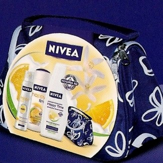 Nivea Happy Time Duschgel 250 ml + Antitranspirant Spray 150 ml + Körperlotion 400 ml, für Frauen Kosmetikset