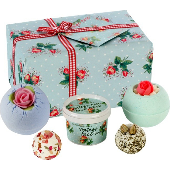 Bomb Cosmetics Voller Blumen ballistische Mischung 380 g + Duschhautgel 100 ml, Kosmetikset