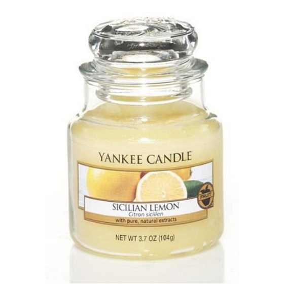 Yankee Candle Sicilian Lemon Klassische sizilianische Zitrone Duftkerze kleines Glas 104 g