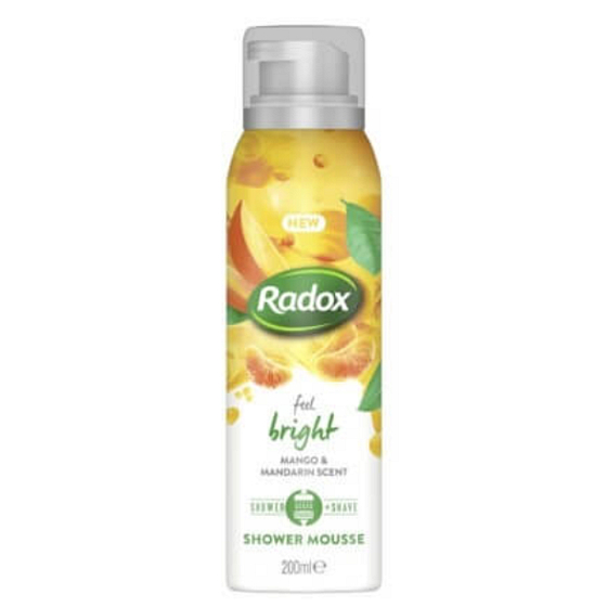 Radox Feel Bright Mango & Mandarin hellt Dusch- und Rasierschaum auf, intensive Feuchtigkeitsversorgung, lang anhaltendes Aroma 200 bm