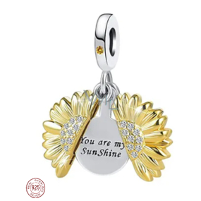 Charms Sterling Silber 925 Blühende Sonnenblume vergoldet mit Aufschrift - You are my sunshine, aufklappbarer Armbandanhänger Liebe Charms Sterling Silber 925 Blühende Sonnenblume vergoldet mit Aufschrift - You are my sunshine, aufklappbarer Armbandanhänger Liebe