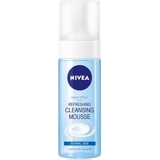 Nivea Aqua Effect Erfrischender Reinigungsschaum für normale Haut und Mischhaut 150 ml