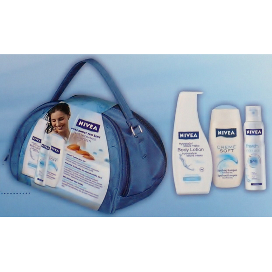 Nivea Bag - genießen Sie die einzigartige Frische von 2010, einem Kosmetikset für Frauen