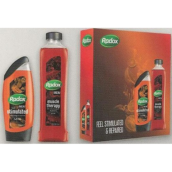 Radox Men Feel Stimulated 2 in 1 Duschgel und Shampoo für Männer 250 ml + Muscel Therapy Badeschaum 500 ml, Kosmetikset