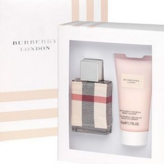 Burberry London für Damen EdP 50 ml + Bodylotion 50 ml + 7,5 ml Eau de Toilette Geschenkset