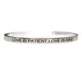 Edelstahlarmband silber mit Gravur Liebe ist geduldig..., offene Manschette, 4 mm