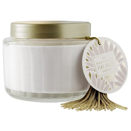 Scottish Fine Soaps La Paloma aufhellende Körpercreme in einer Dosis von 150 ml
