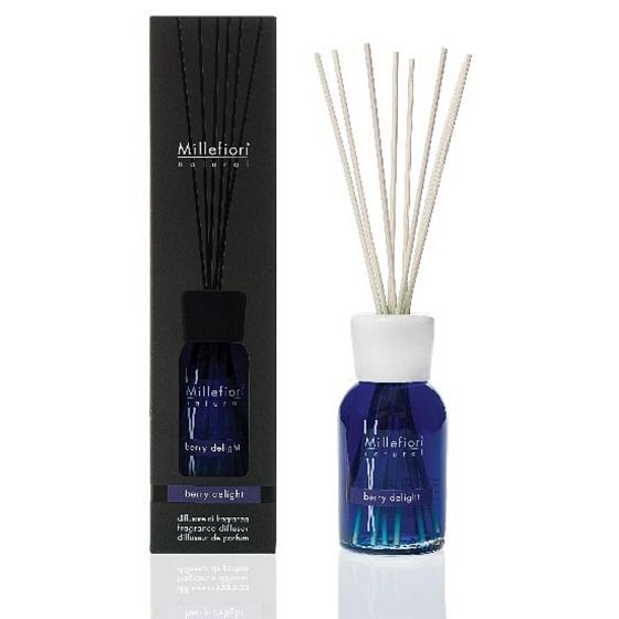 Millefiori Milano Natural Berry Delight - Fruchtvergnügen Diffusor 500 ml + 12 Stiele mit einer Länge von 35 cm für große Räume hält 6-7 Monate