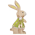 Hase in einem grünen Holz auf einem stehenden 15 cm