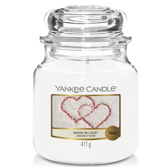 Yankee Candle Snow In Love - Klassische Schneeduftkerze Klassisches mittleres Glas 411 g