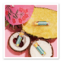 Crazy Rumors Pina Colada Lippenbalsam mit Ananas- und Kokosgeschmack 4,4 ml