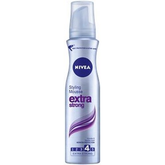 Nivea Extra Strong extra stark versteifender Schaumhärter 150 ml