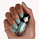 Essence Holo Bomb Nagellack mit holographischem Effekt 04 Holo It's Me 8 ml