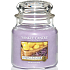 Yankee Candle Lemon Lavender - Duftkerze mit Zitronen- und Lavendelduft Klassisches mittleres Glas 411 g