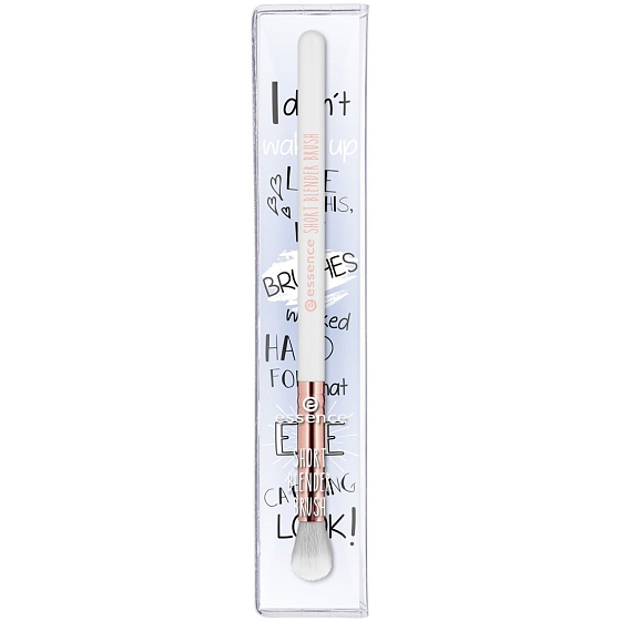 Essence Short Blender Brush Pinsel in der Augenlidfalte