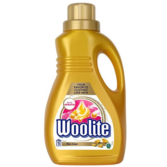 Woolite Pro-Care Waschgel macht die Fasern in 15 Dosen von 0,9 l weich und schützt sie