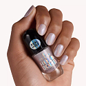 Essence Holo Bomb Nagellack mit holographischem Effekt 05 Holo Me Tight 8 ml
