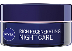 Nivea Essentials Regenerating nährende Nachtcreme, 50 ml