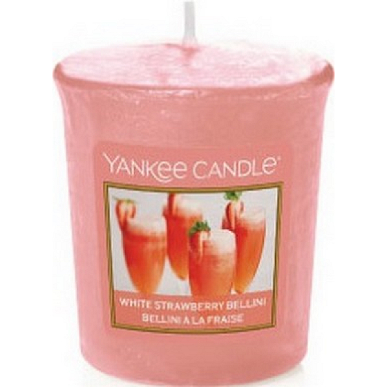 Yankee Candle White Strawberry Bellini - Votivkerze mit Duft nach weißem Erdbeercocktail 49 g