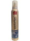 Wella Wellaflex Volumen & Reparatur Ultra Strong Halten Sie den ultra-starken, straffenden Schaumhärter 200 ml