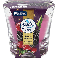Glade Winter Berries Duftkerze im Glas 112 g