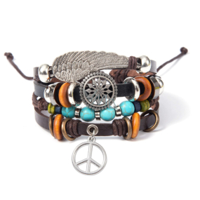 Mehrlagiges Lederarmband, Engelsflügel + Hippiesymbol, größenverstellbar
