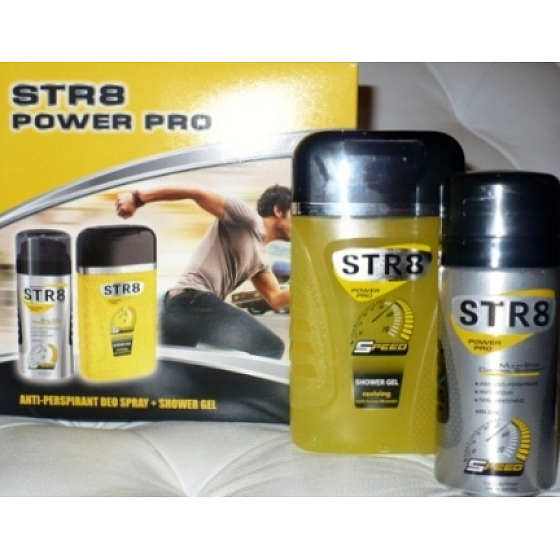 Str8 Power Pro Speed 150 ml Deospray + 250 ml Duschgel, Kosmetikset