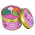 Bomb Cosmetics Tropical Punch - Tropical Punch Duftende natürliche, handgefertigte Kerze in einer Blechdose brennt bis zu 35 Stunden.