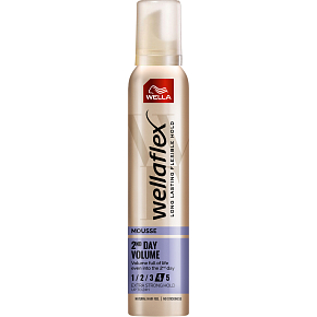 Wellaflex Haarspray Volume Extra stark (4), 200 ml Wellaflex Haarspray Volume Extra stark (4), 200 ml